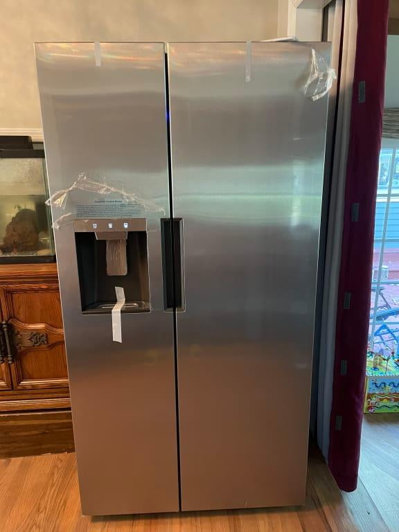 Midea MRS26D5AST Review: Not a worthwhile side-by-side refrigerator -  Reviewed