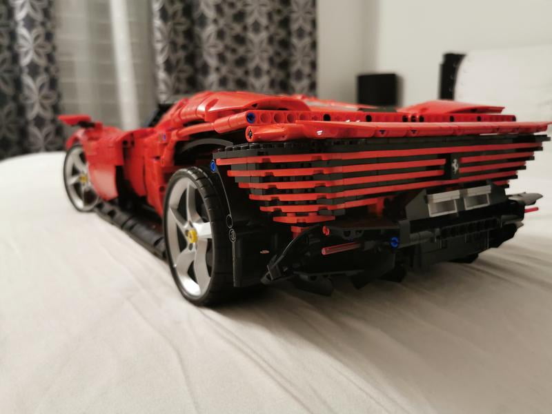 Customer reviews for LEGO Technic Ferrari Daytona SP3 42143, Race
