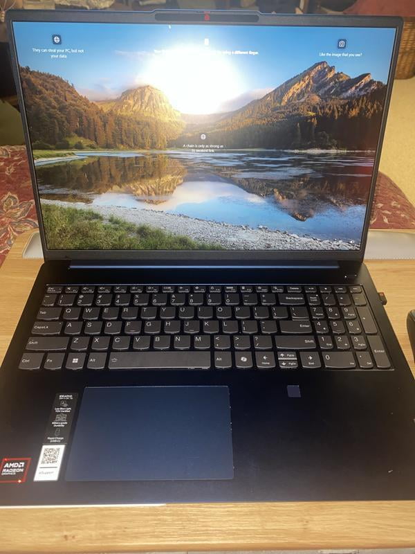 Lenovo IdeaPad 5 Series 16
