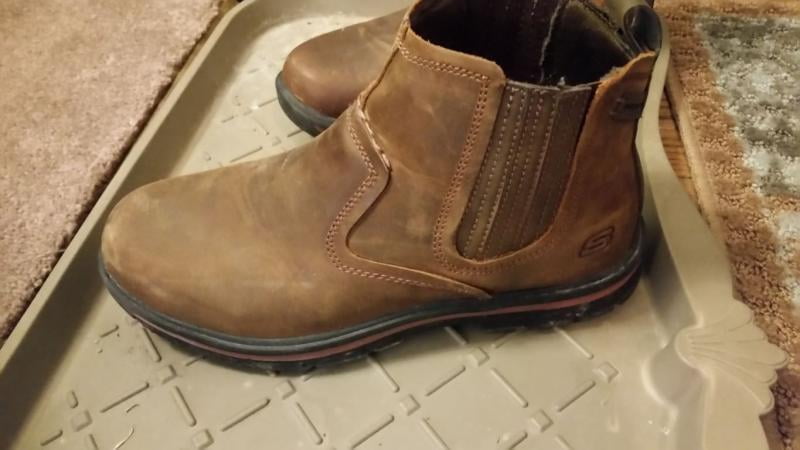 skechers dorton chelsea boot