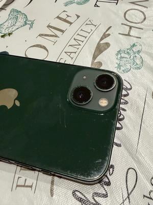 Apple Pre-Owned iPhone 13 Unlocked 256GB Green with 6.1-inch Super