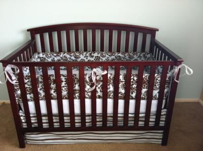 Graco freeport convertible crib cheap cherry