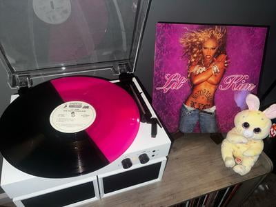 Lil'Kim The Notorious KIM フルグラフィックシャツ Lil'Kim The Notorious KIM フルグラフィックシャツ Lil' Kim