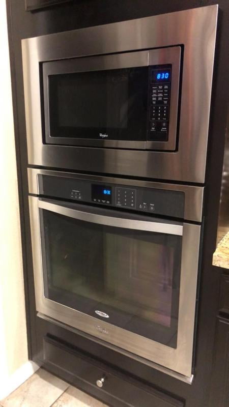 Whirlpool WMC30516HZ 1.6 cu. ft. Countertop Microwave with 1,200-Watt  Cooking Power, Furniture and ApplianceMart