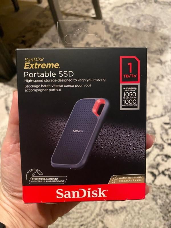 SanDisk 1TB Extreme External Portable SSD - Up to 1050MB/s