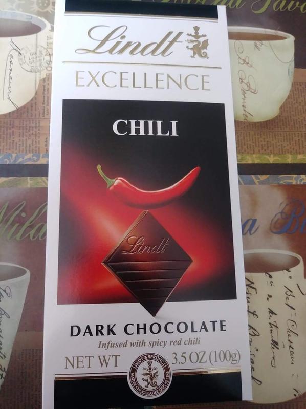 大割引 Lindt Excellence Bar チリダークチョコレート 3.5オンス 12パック Bar, Chili Dark  Chocolate, 3.5 Ounce Pack of 12 automy.global