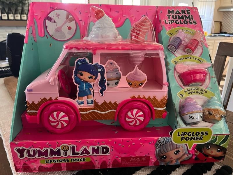 yummi land num noms lipgloss truck