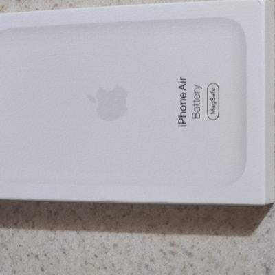 iPhone Air MagSafe Battery - Walmart.ca