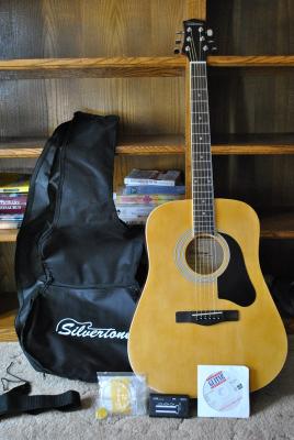 Silvertone SD3000 Natural Complete Acoustic Guitar Package with 