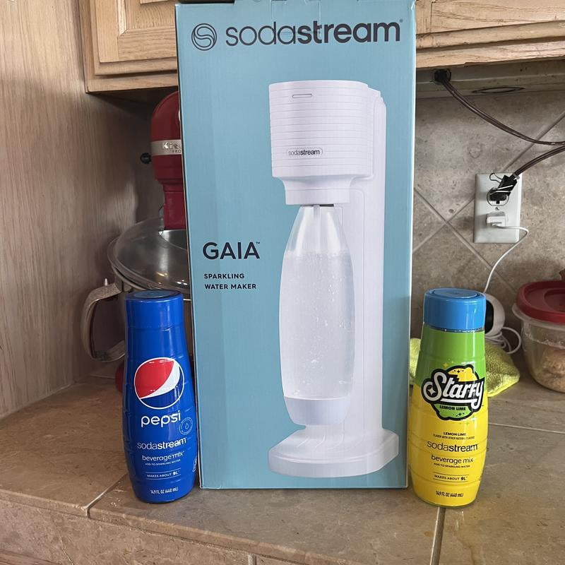 【新品未使用】SodaStream GAIA SodaStream Black Gaia Sparkling Water Maker Starter Kit