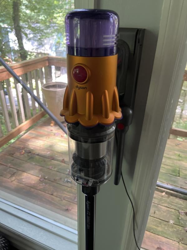 Dyson V12™ Detect Slim cordless stick vacuum - Walmart.ca Dyson V12™ Detect Slim cordless stick vacuum - Walmart.ca