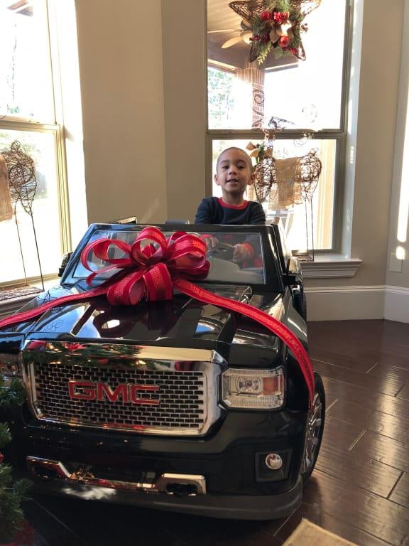 gmc denali 12 volt ride on