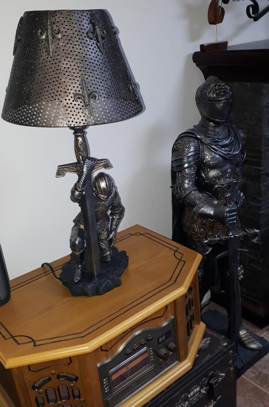 Design Toscano At Battle's End Sculptural Lamp - Set of 2