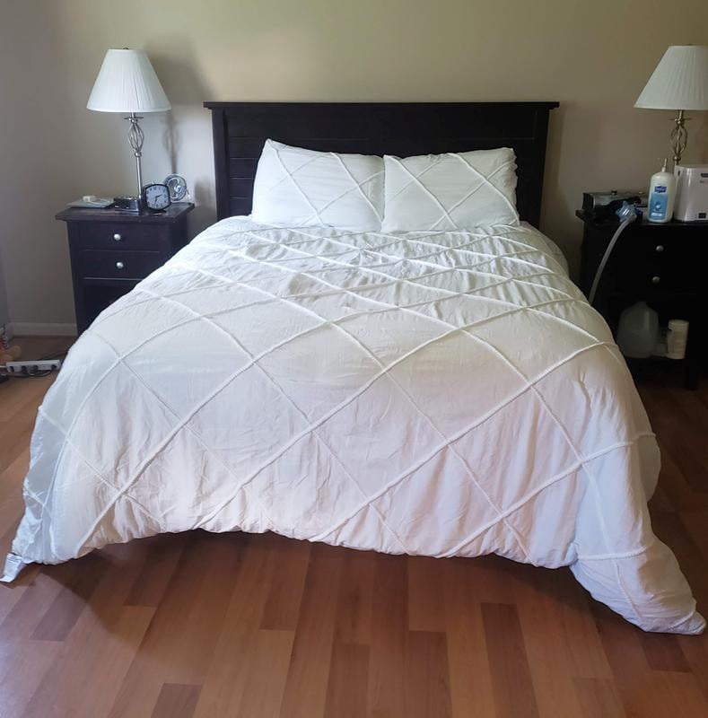 Diamond Pom Pom 3 Piece Comforter Set 