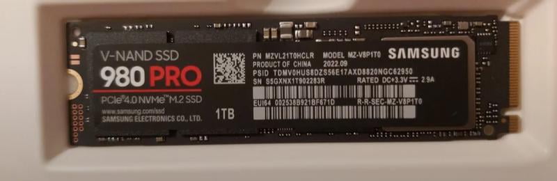 Samsung 980 Pro 500GB NVMe PCI-e Internal Solid State Drive