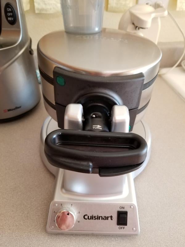 ダブルワッフルメーカー　WAF-F20 Cuisinart WAF-F20 Double Belgian Waffle Maker - Stainless