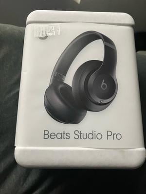 Customer reviews for Beats Studio Pro Wireless Headphones - Black