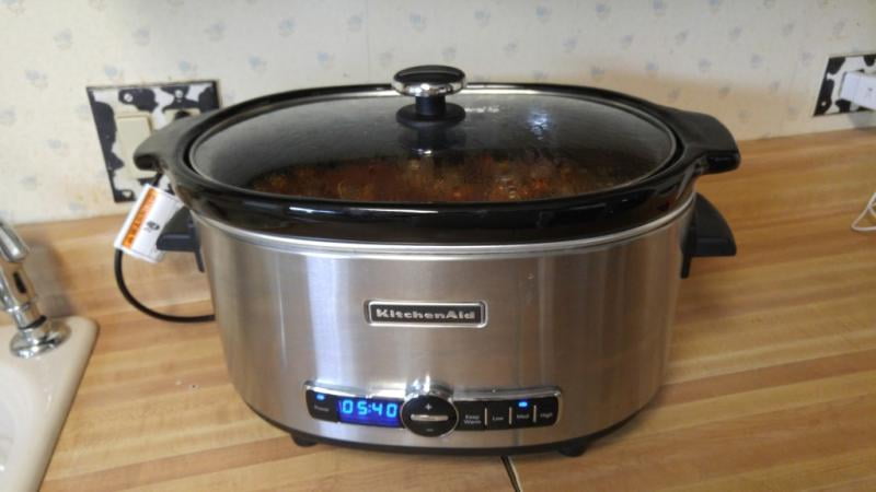 KitchenAid Refurbished 6-Quart Slow Cooker with Glass LidEmpire Red