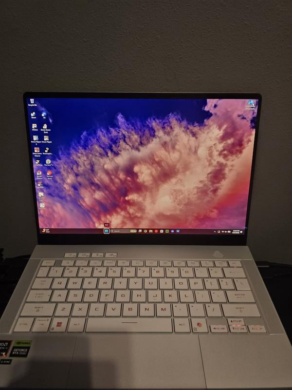 ASUS ROG Zephyrus G14 14-Inch Gaming Laptop, AMD Ryzen AI 9 HX