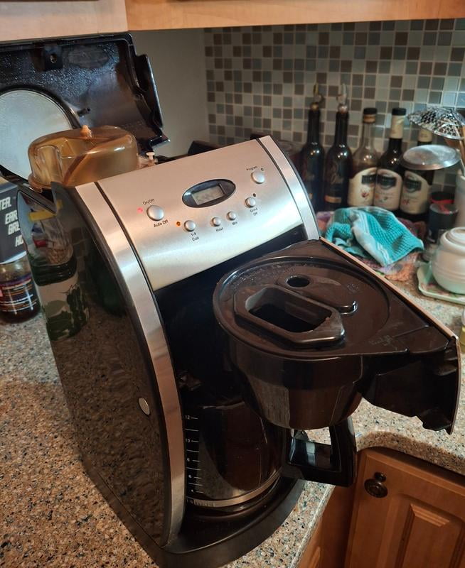 Cuisinart Grind and Brew Coffee Maker, 12 Cup Capacity with Burr