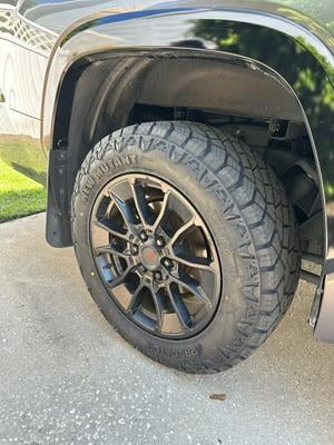 Free Shipping! Predator New Mutant X-AT 275/60R20 All Terrain