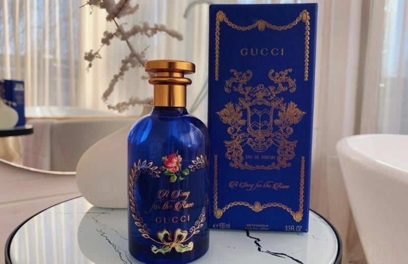 Gucci A Song for the Rose by Gucci Eau De Parfum Spray 3.3 oz for