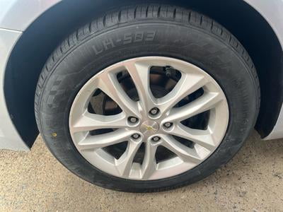 Lionhart LH-503 All Season Passenger Tire, 225/55ZR17 101W XL, for