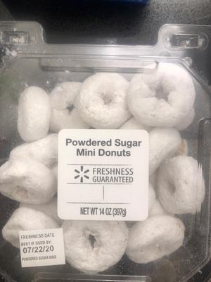 Freshness Guaranteed Powdered Sugar Mini Donuts 14 Oz 21 Count Walmart Com Walmart Com