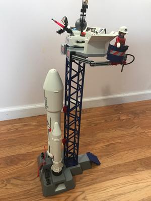 playmobil 6195 city action space rocket with launch site and flashing lights & sounds