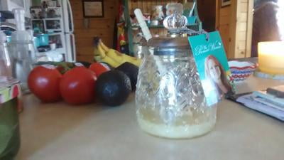 pioneer woman honey pot