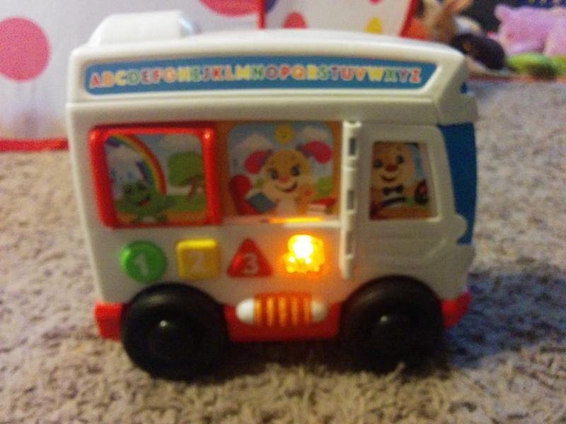 fisher price laugh and learn around town bus