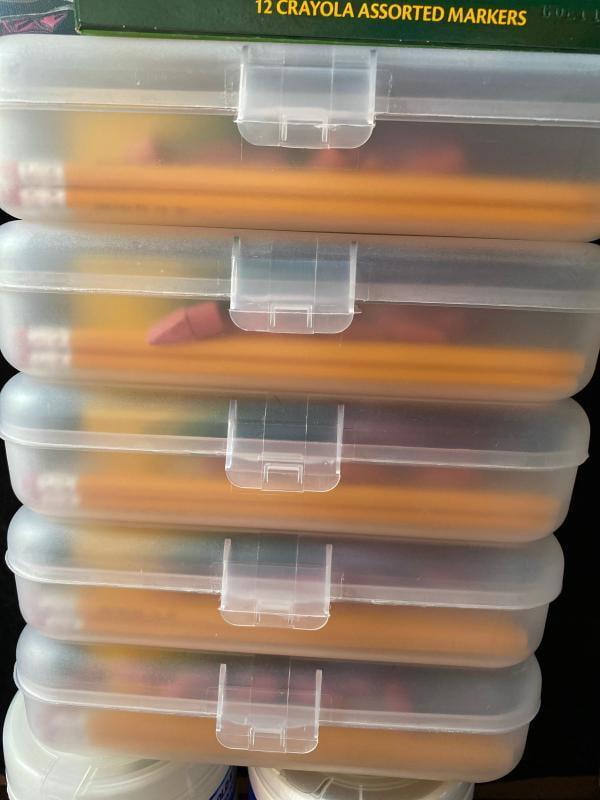 Staples Clear Plastic Snap Pencil Box Organizer (22859) ST22859