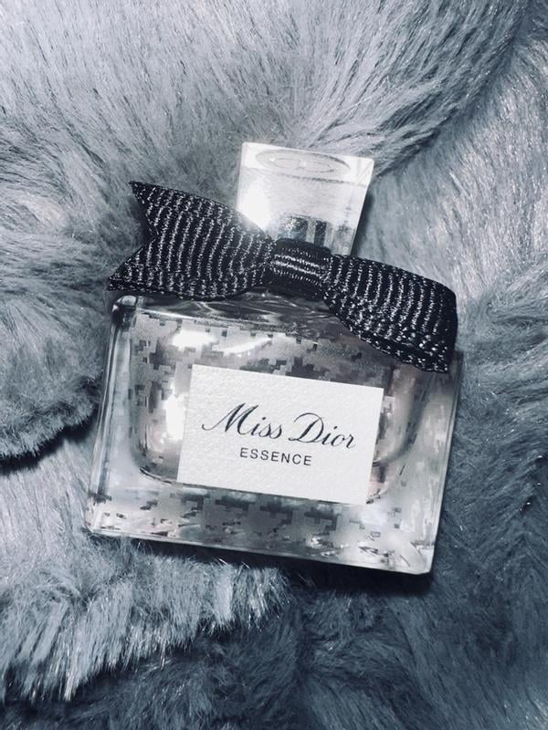 Miss Dior Essence by Christian Dior for Women 0.17oz / 5ml Eau De