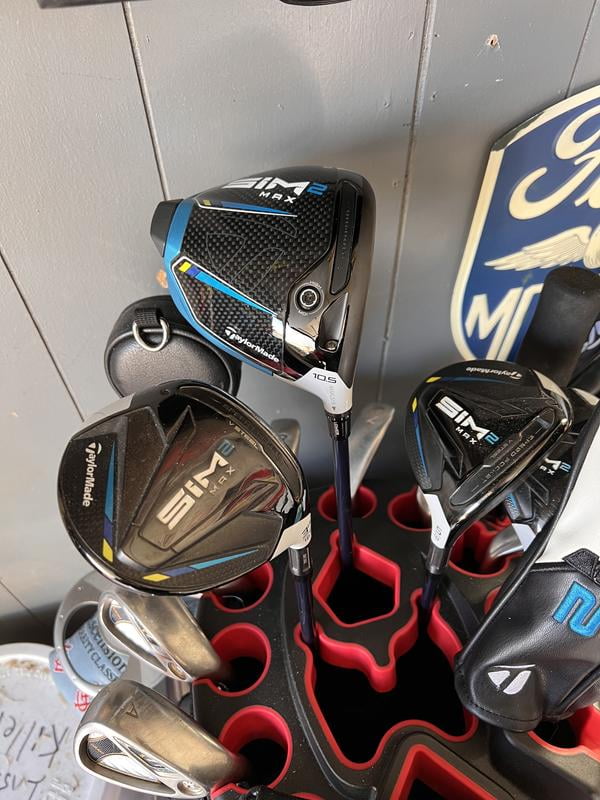 TaylorMade Golf SIM2 Max Driver 10.5 Stiff Flex Ventus Blue 5 Club