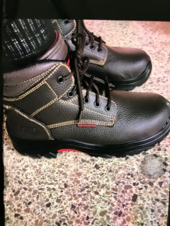 skechers tarlac steel toe work boot