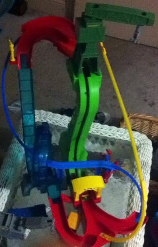 thomas & friends cgm19 minis motorised raceway set