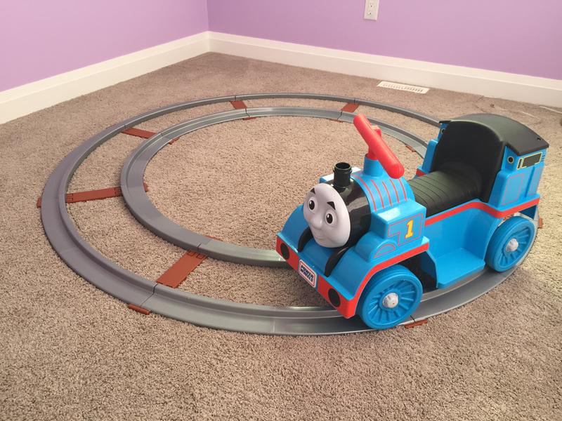 thomas sit on train and track