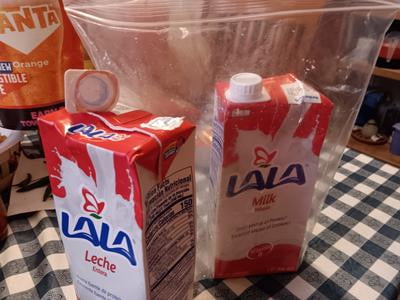 4 pack) (4 Pack) LALA Ultra-Pasteurized Whole Milk, 32 fl oz