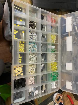 The Beadery Aufbewahrungsbox Mit 32 Fächern – Robuste Sortierbox Für Bastelzubehör, Made In USA