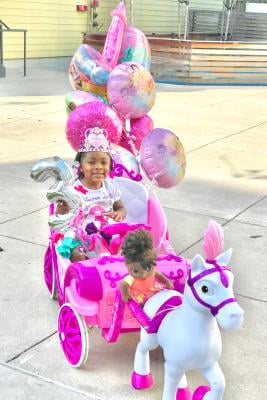 6v disney princess royal horse and carriage electric ride on