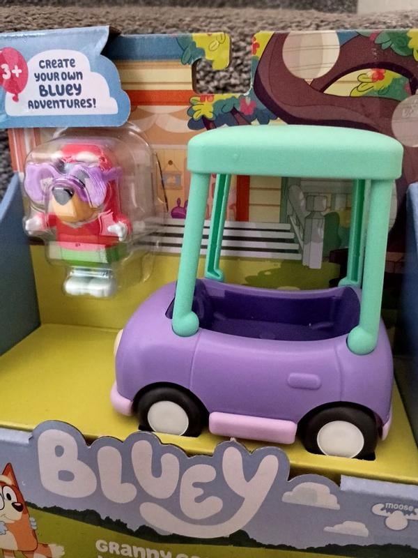 BlueY Coche De La Abuela Con Figura Janet De 7,6 Cm – Vehículo Para Muñecos Articulados, Juguete De La Serie Bluey