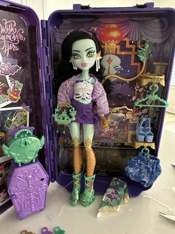 Monster High Skulltimate Secrets Gore-geous Oasis Playset