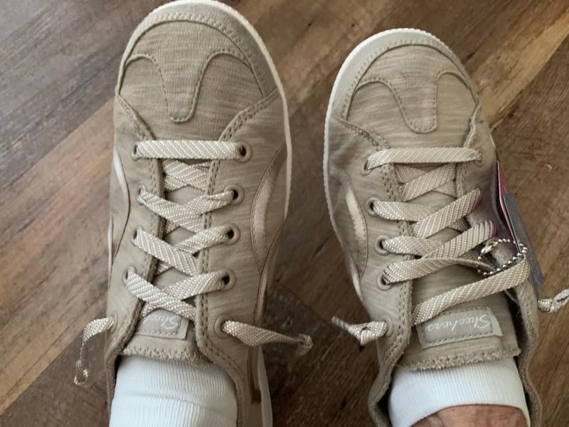 skechers madison ave take a walk women's sneakers