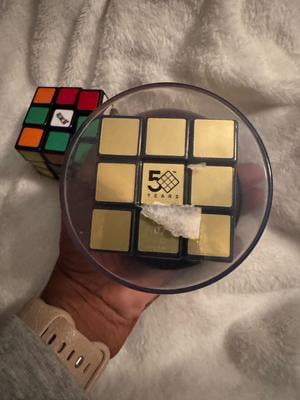 Rubik's Cube 3x3 Original - Puzzle Classique Couleur, Funskool (fabriqué En Inde, 2023)
