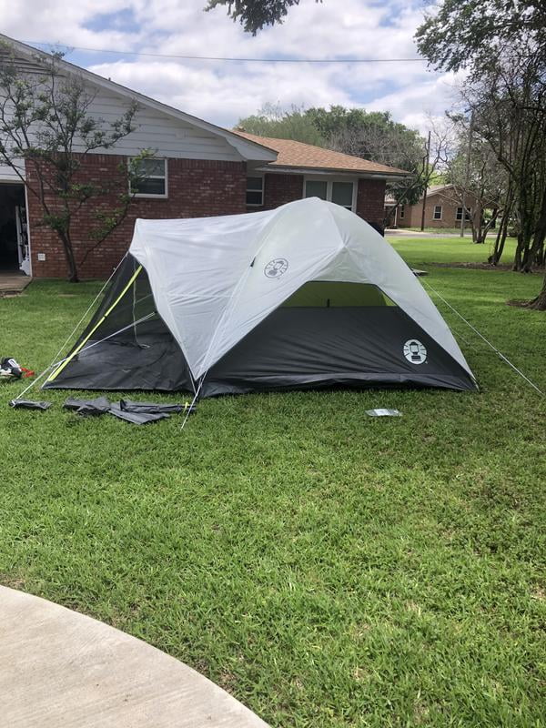 Coleman STEEL CREEK FAST PITCH テント　6人用 Amazon.com : Coleman Steel Creek 6-Person Tent with Screened