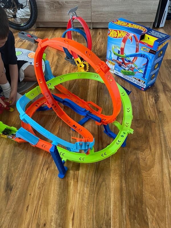 Hot Wheels City Hot Wheels Action Loop Cyclone Track Set - 18