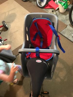 Les porte-bébés : le guide complet pour un portage confortable et