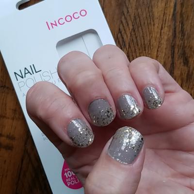 nail polish applique