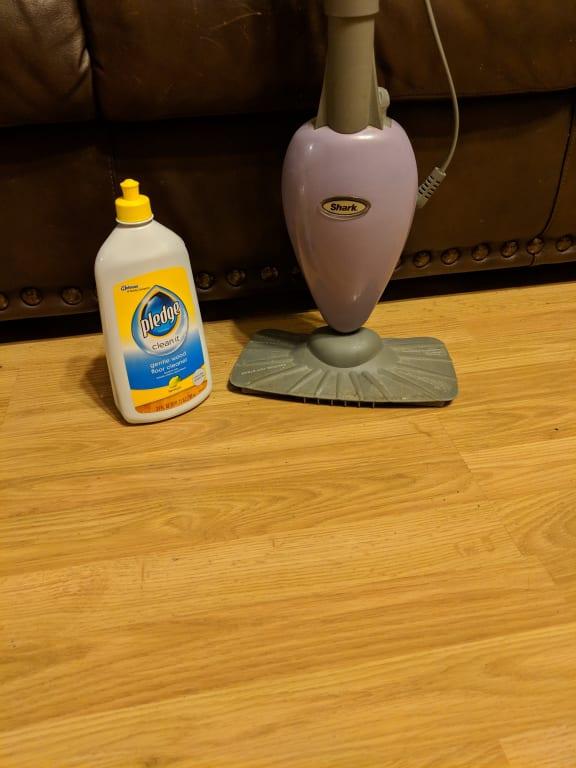 Pledge Gentle Wood Floor Cleaner Lemon 27 Fl Oz Walmart Com