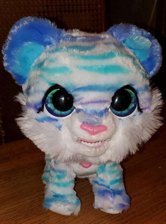 furreal sabertooth kitty